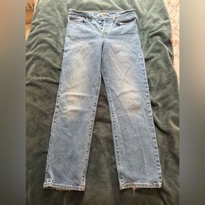 Levi’s Wedgie Straight size 28
